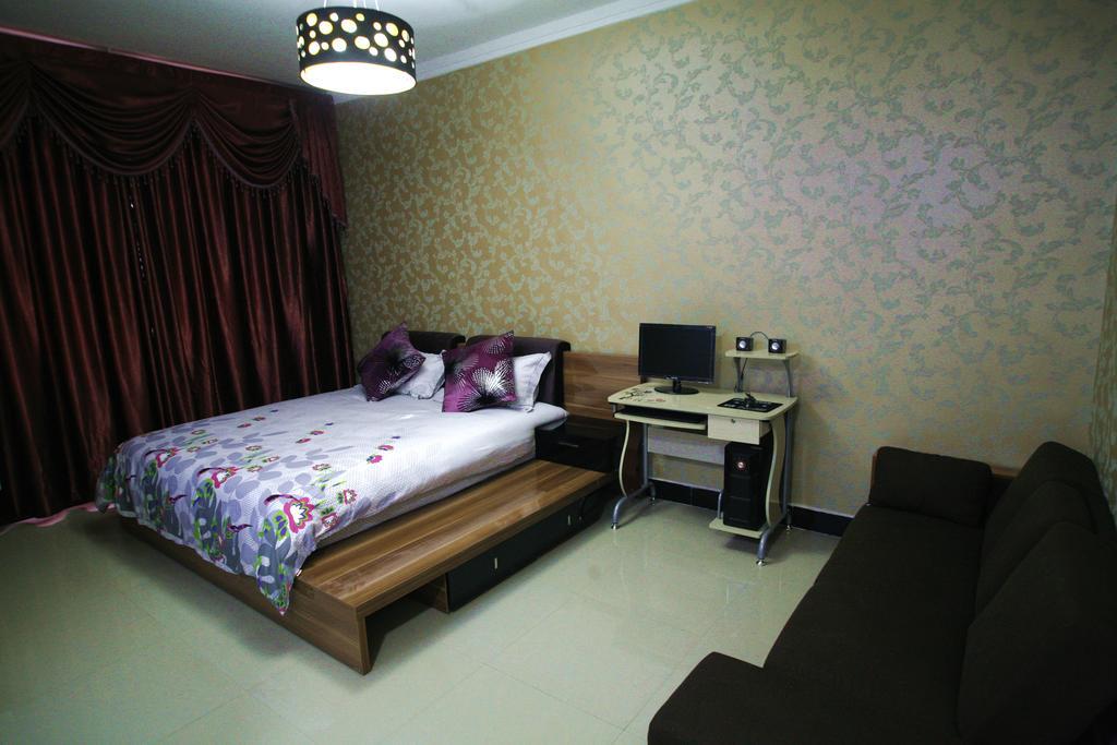 Xiao Lan Ren Exquisite Hostel Fenghuang Bilik gambar